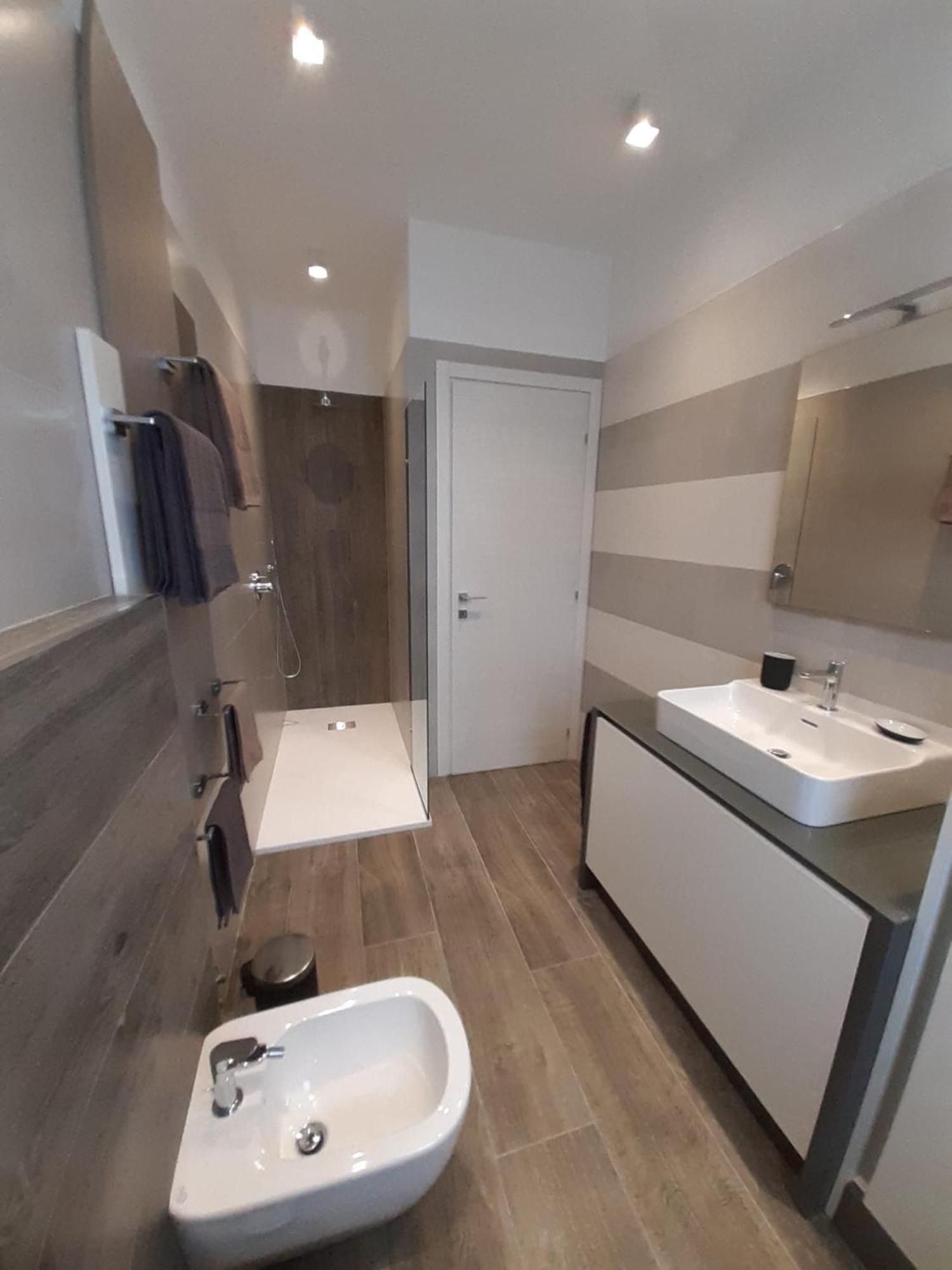 Ca' Del Barba Apartment โดมาโซ ภายนอก รูปภาพ
